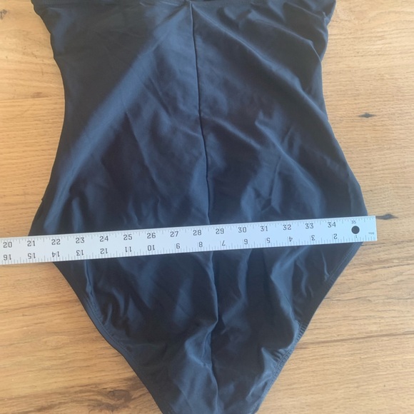 Ellen Tracy Halter Keyhole One Piece Swimsuit Black Women’s 14 Preloved - Picture 7 of 7